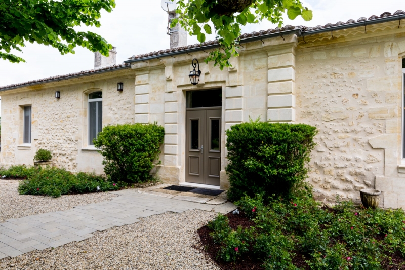 architecte d'intérieur  pour rénovation maison en pierre à Carignan de Bordeaux proche de Bordeaux